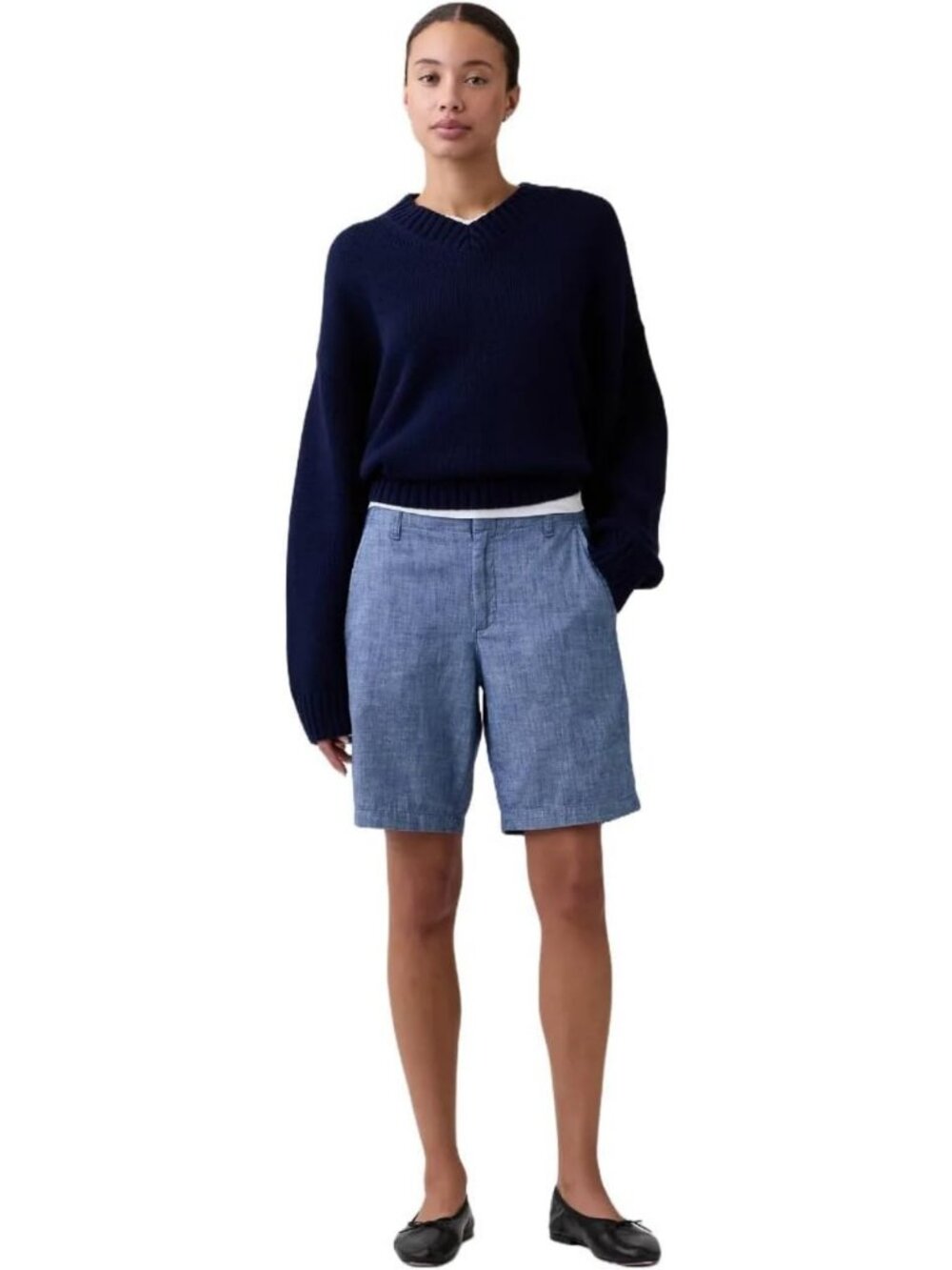 Stylish Women's Khaki Bermuda Shorts - Perfect for Summer & Casual Outings
